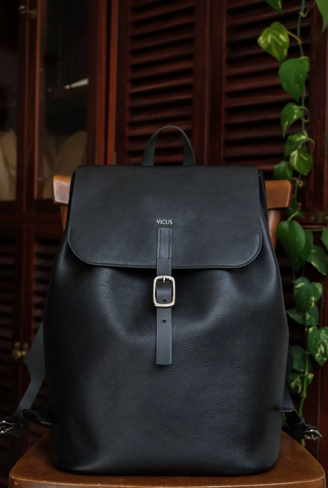 'AMICUS' BACKPACK - Tumbled