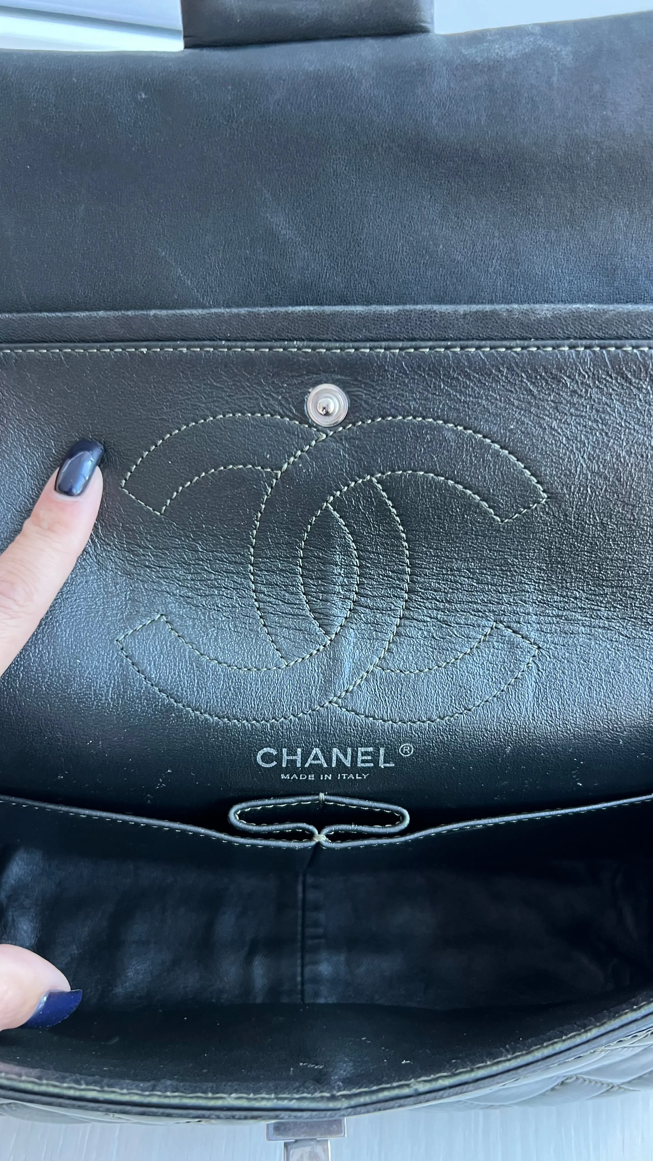 Chanel Reissue 226 Bag