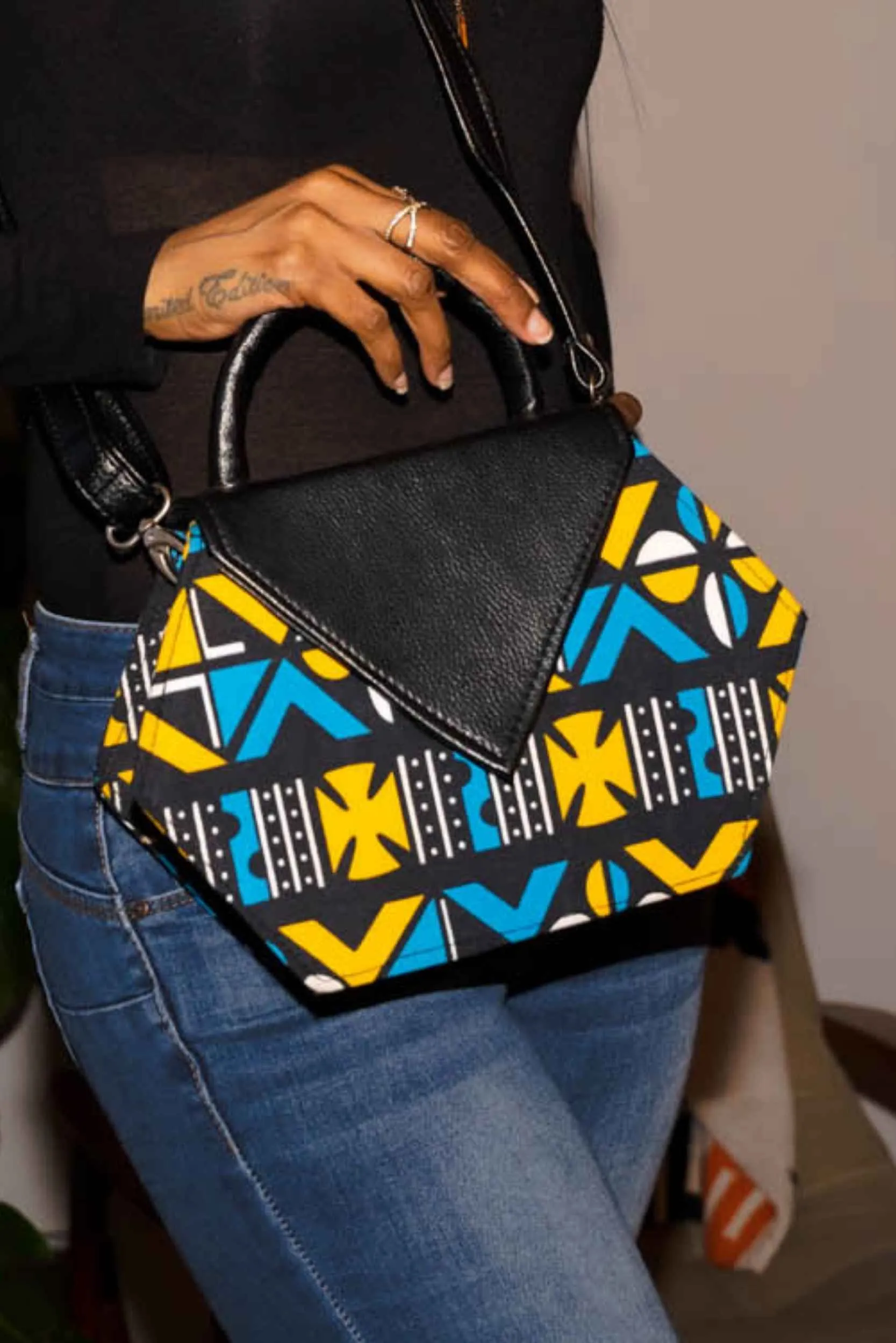 CHANIYA African Print Midsize Bag II