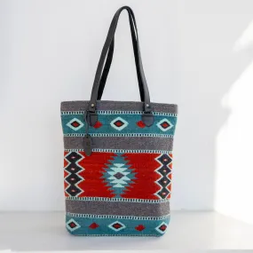 Lost Island Bucket Tote ~ Last Chance