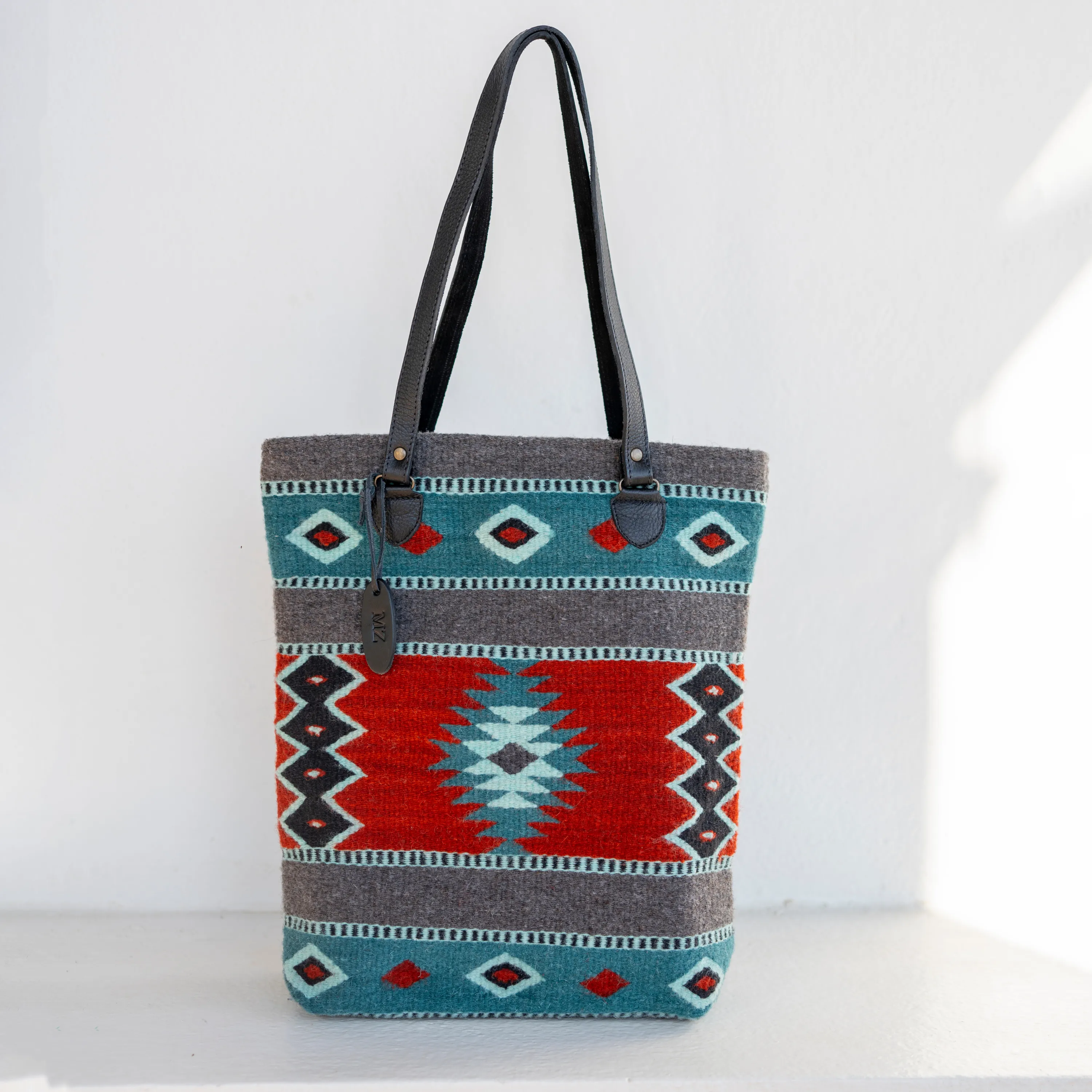 Lost Island Bucket Tote ~ Last Chance