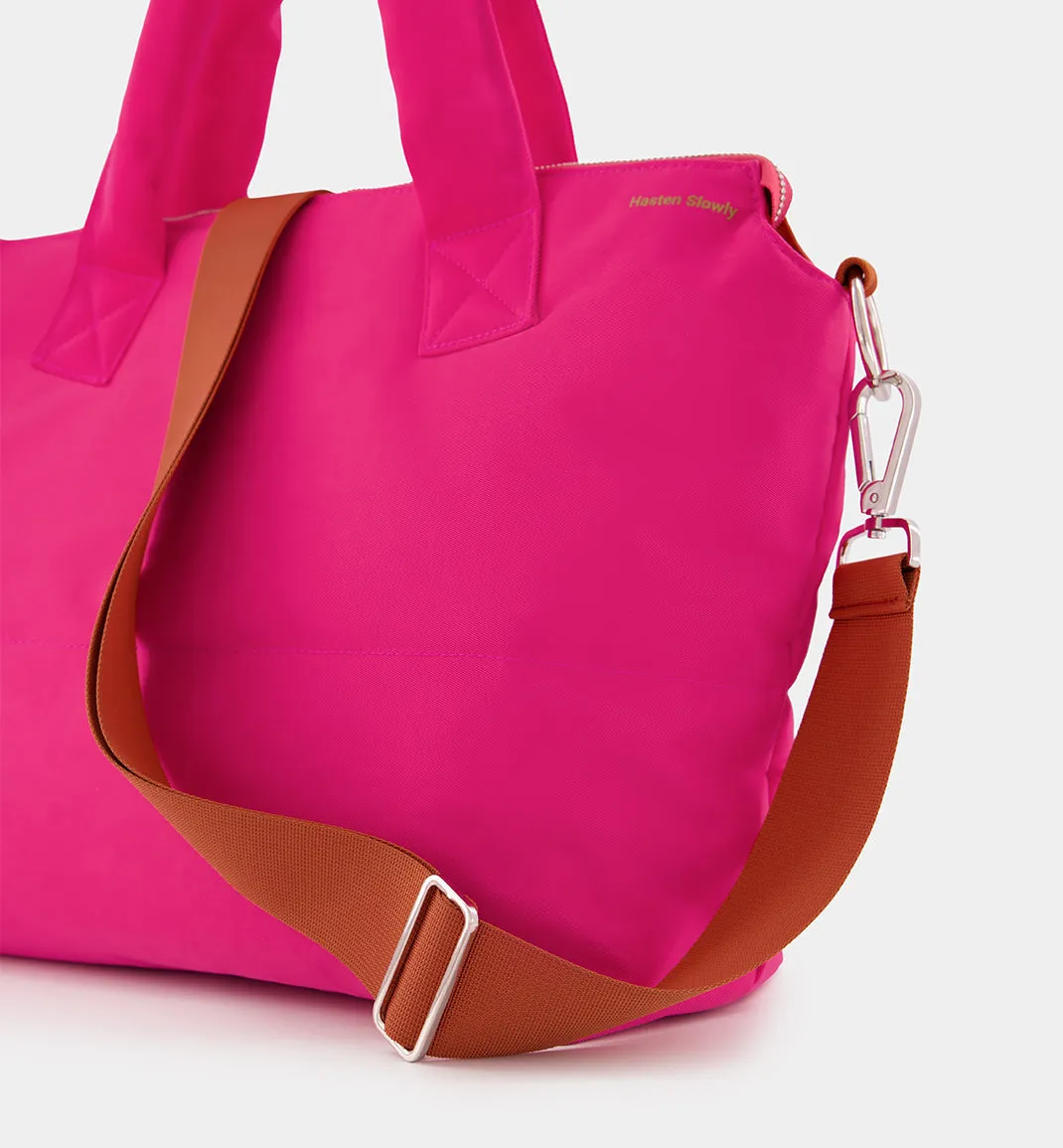 Maximilian Dance Tote in Nylon I Crimson