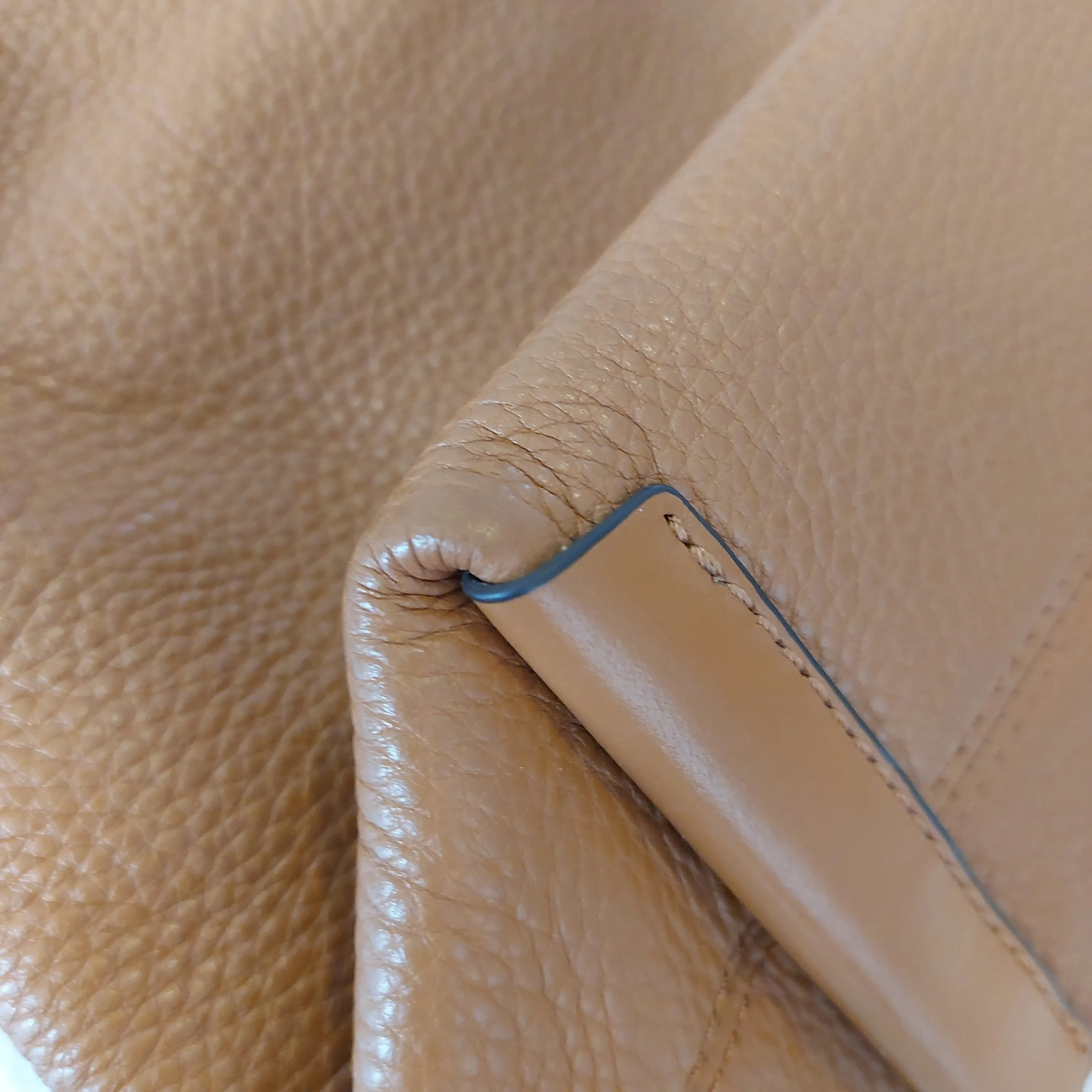 Michael Kors Tan Leather Shoulder Bag | Gently Used |