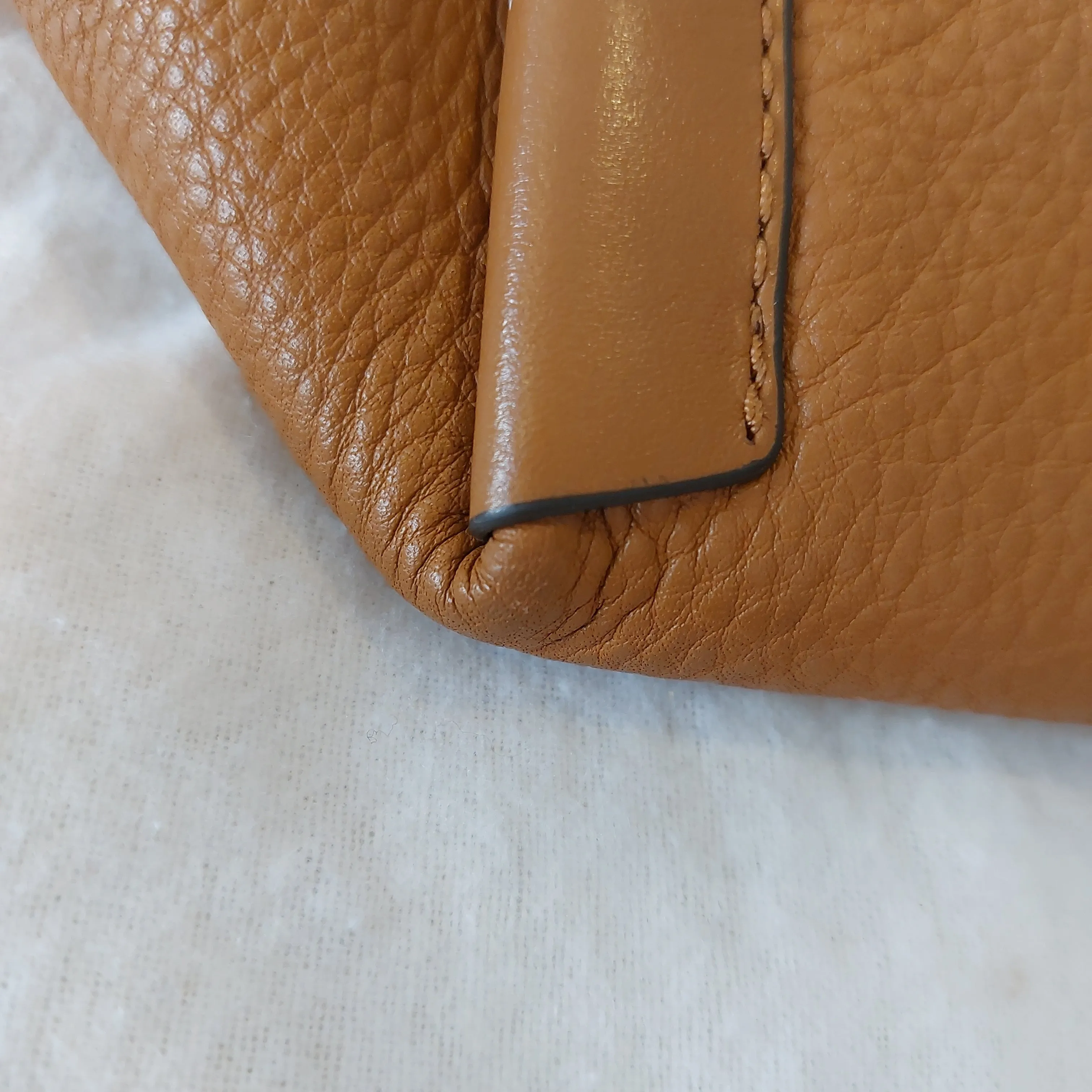 Michael Kors Tan Leather Shoulder Bag | Gently Used |