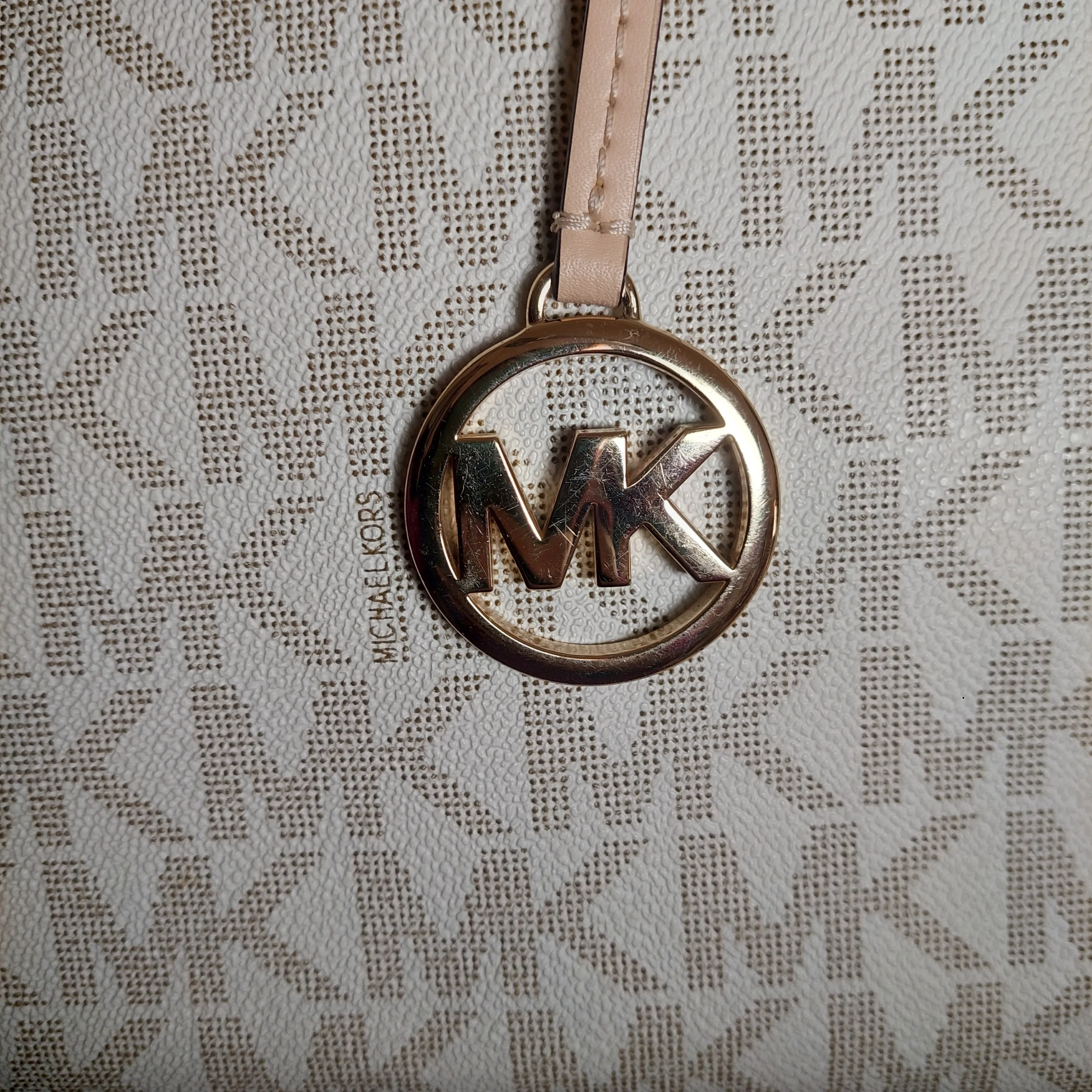 Michael Kors Vanilla Monogram Jet Set Tote Bag | Pre loved |