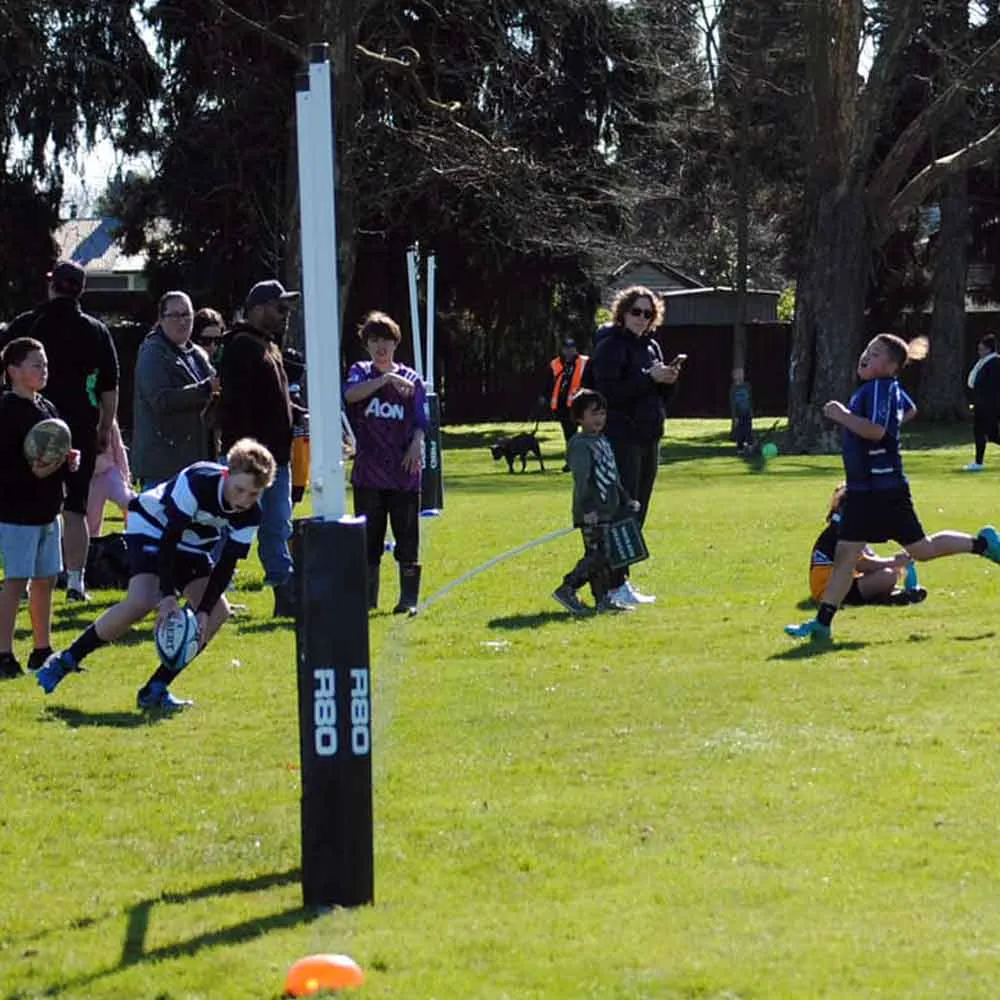 R80 Junior Premier Portable Goal Posts with Pads